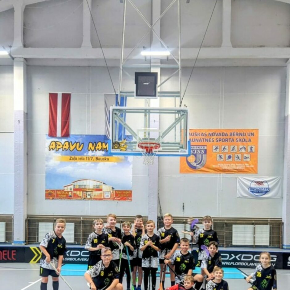 Florbola komanda ar treneri