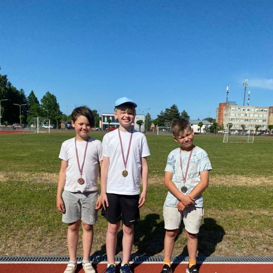 Kontrolnormatīvu sacensību medaļnieki