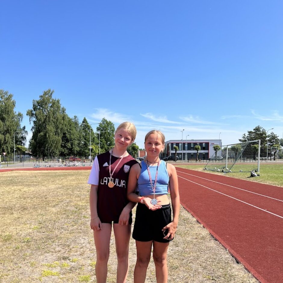 Kontrolnormatīvu sacensību medaļnieki