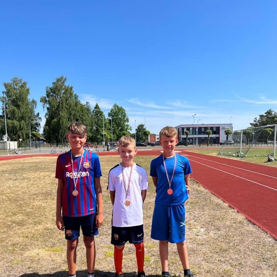 Kontrolnormatīvu sacensību medaļnieki