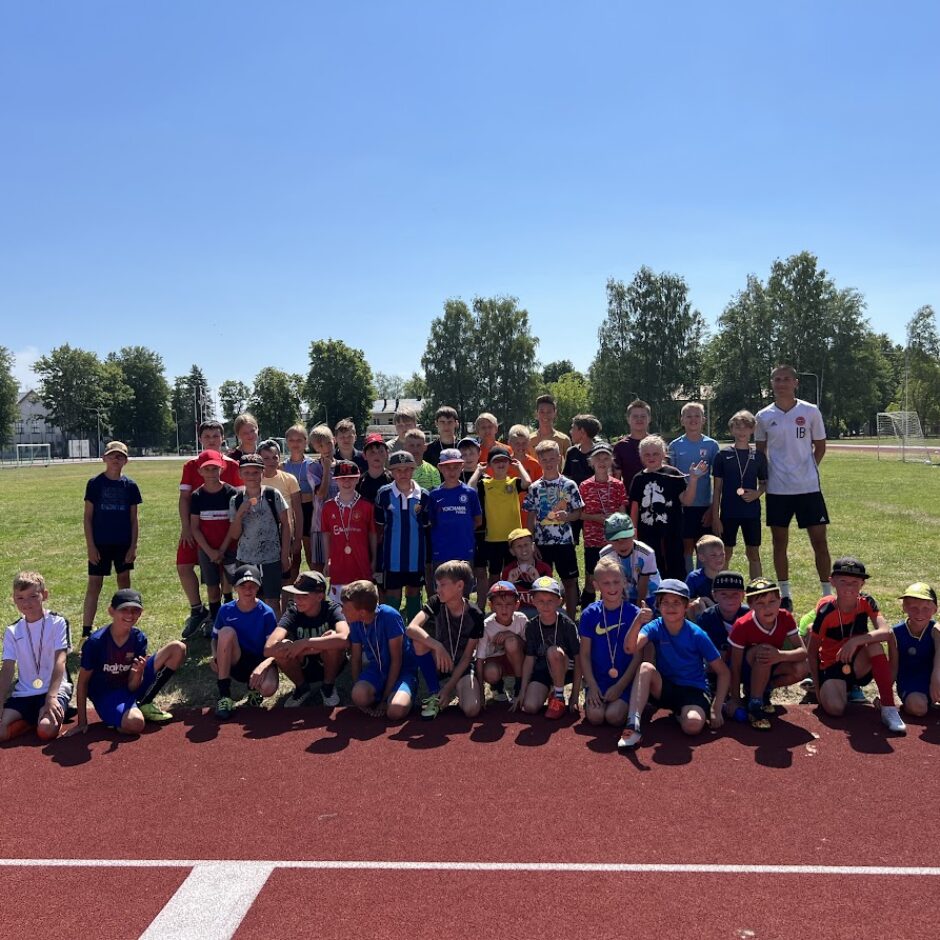 Kontrolnormatīvu sacensību kopbilde