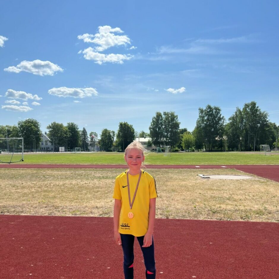 Kontrolnormatīvu sacensību medaļnieki