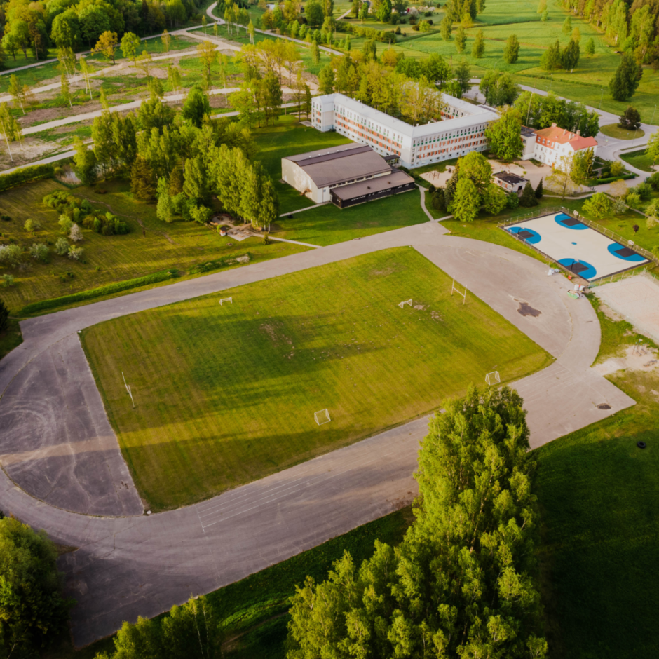 sporta laukums no augšas