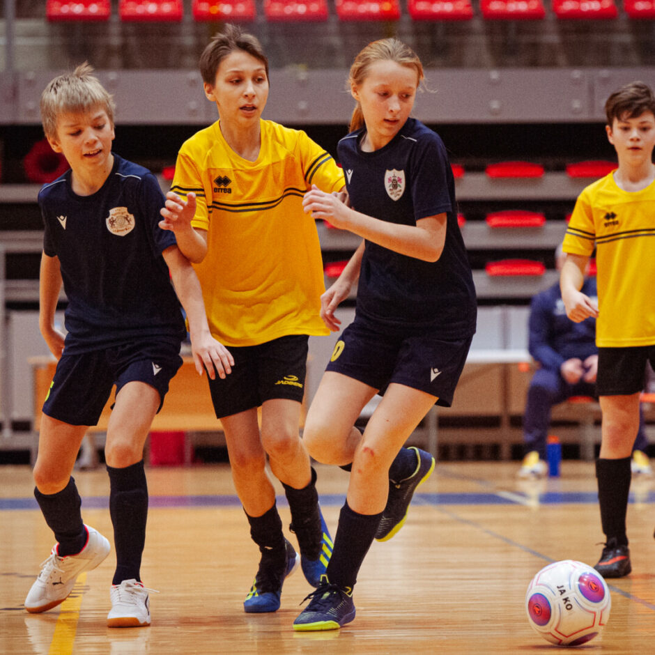 Futbola spēlētāji