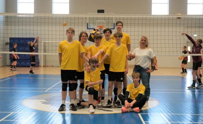 Volejbola U16 zēnu komanda